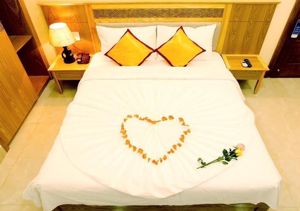 נה טראנג Sophia Sky Hotel מראה חיצוני תמונה